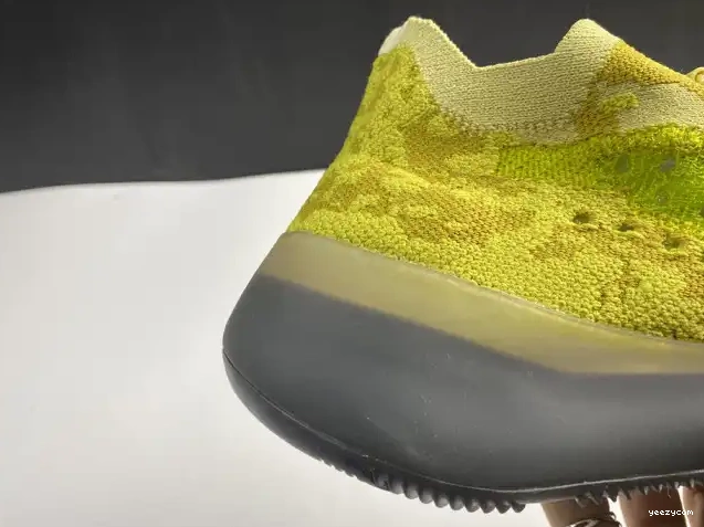 YEEZY GLOW HYLTE ADIDAS BOOST 380 FZ4990 0702